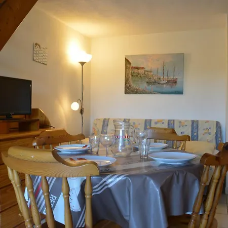 Holiday home Maison 3 Pieces Avec Piscine, Parking Prive, Proche Et Centre D'argeles-sur-mer - Fr-1-225-75 Argeles-sur-Mer