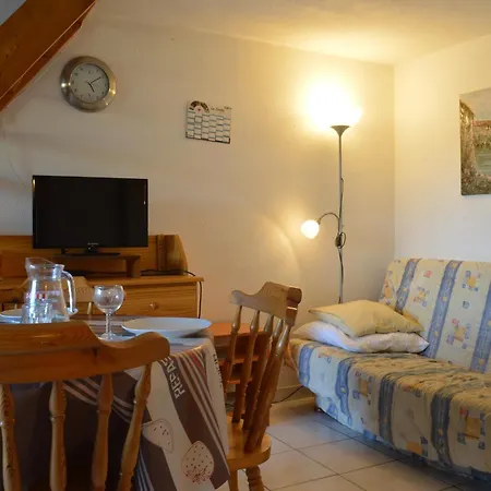 Maison 3 Pieces Avec Piscine, Parking Prive, Proche Et Centre D'argeles-sur-mer - Fr-1-225-75 * Argeles-sur-Mer