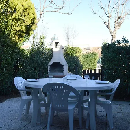Maison 3 Pieces Avec Piscine, Parking Prive, Proche Et Centre D'argeles-sur-mer - Fr-1-225-75 *